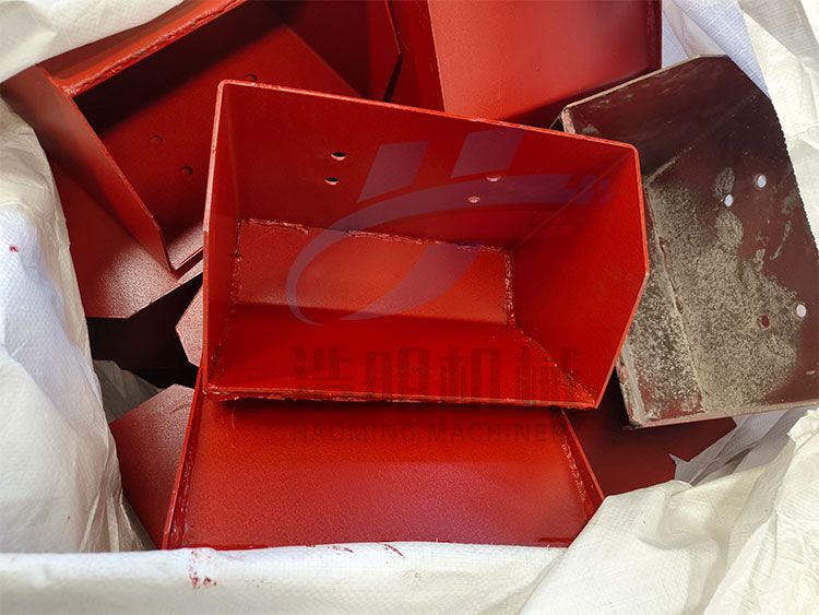 NE30斗式提升机料斗非标